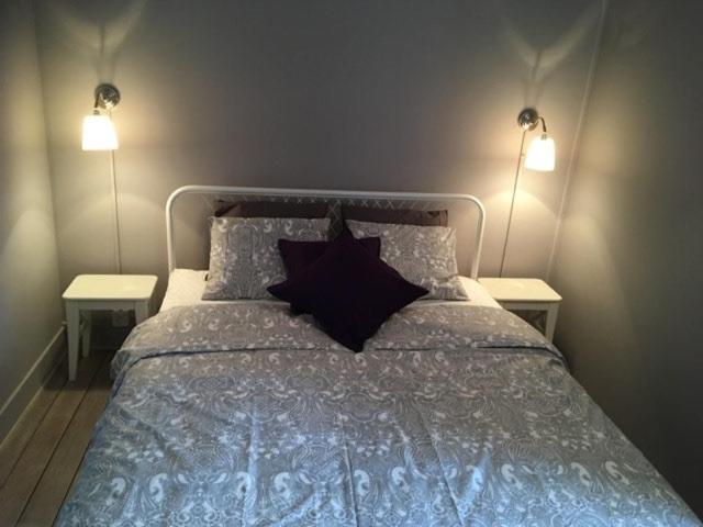 Bed and Breakfast De Gelaarsde Kat Ypres Exterior foto